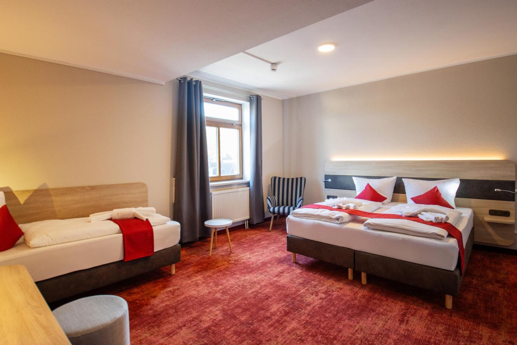 Hotel Lengenfelder Hof Lengenfeld  Buitenkant foto