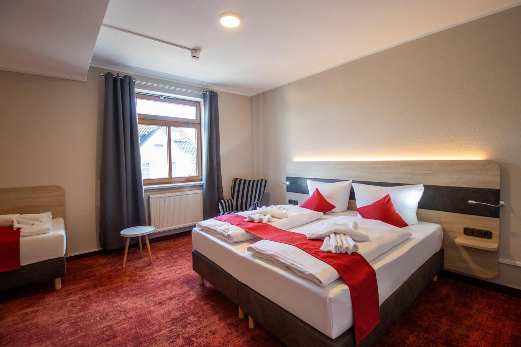 Hotel Lengenfelder Hof Lengenfeld  Buitenkant foto